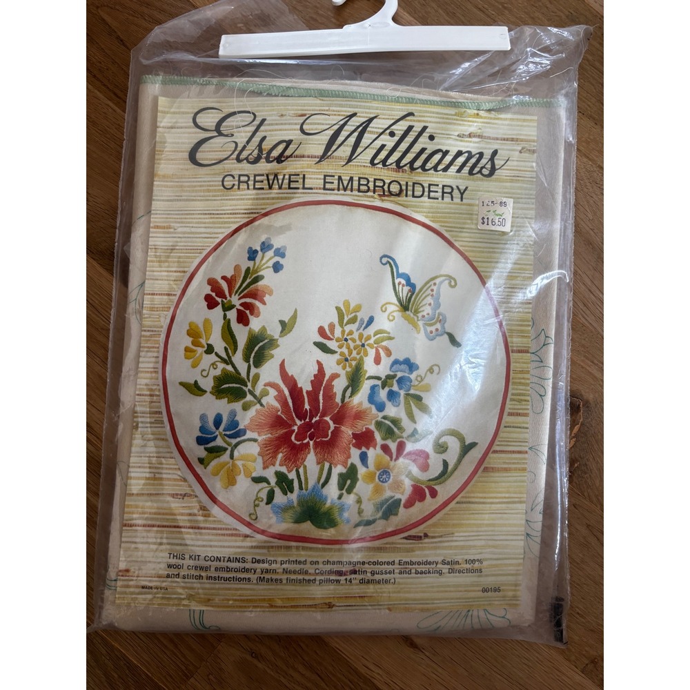 Vintage Elsa Williams Crewel Embroidery needlepoint Kit Floral 14in Pillow 195